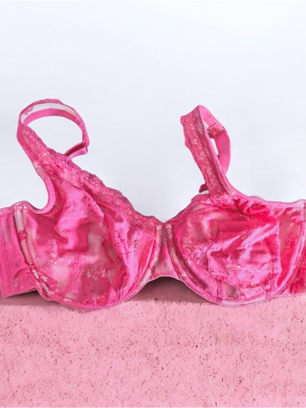 🍉 Cacique Pink Lace Bra